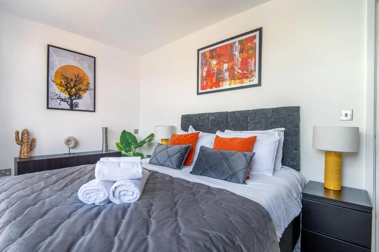Stunning 2Bed Brick Lane Apartment London