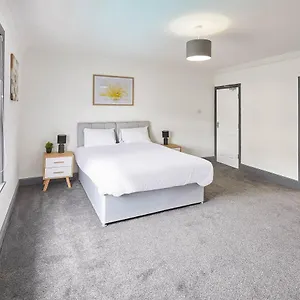 Host & - Clarendon Apartment Redcar